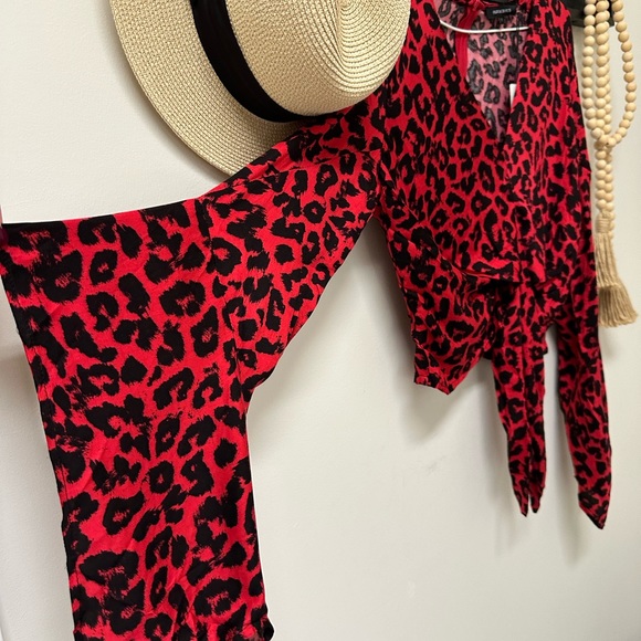 Brand New Red Leopard Top Size Small - Picture 3 of 4